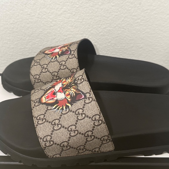 Gucci supreme angry cat sandal slides main image 3